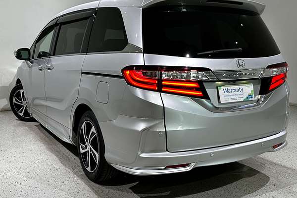2017 Honda Odyssey VTi-L 5th Gen