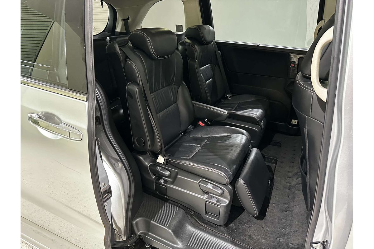 2017 Honda Odyssey VTi-L 5th Gen