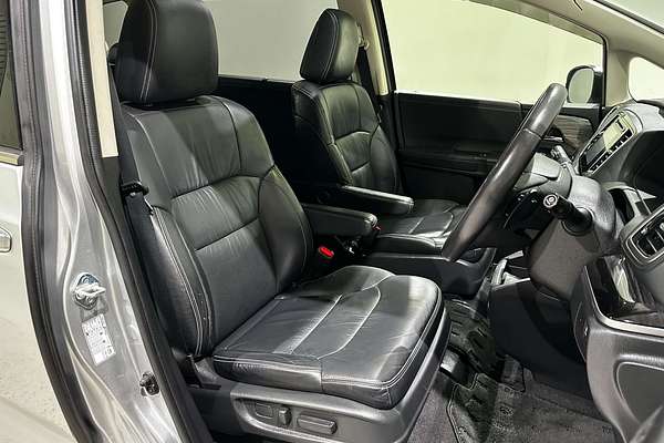 2017 Honda Odyssey VTi-L 5th Gen