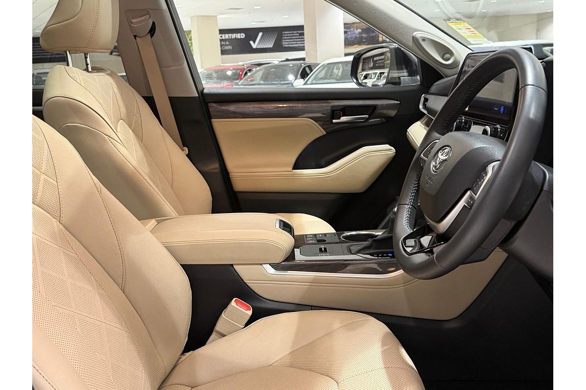 2024 Toyota Kluger Grande TXUA70R