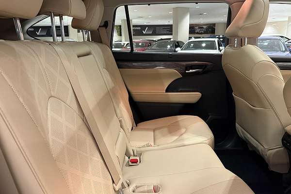 2024 Toyota Kluger Grande TXUA70R