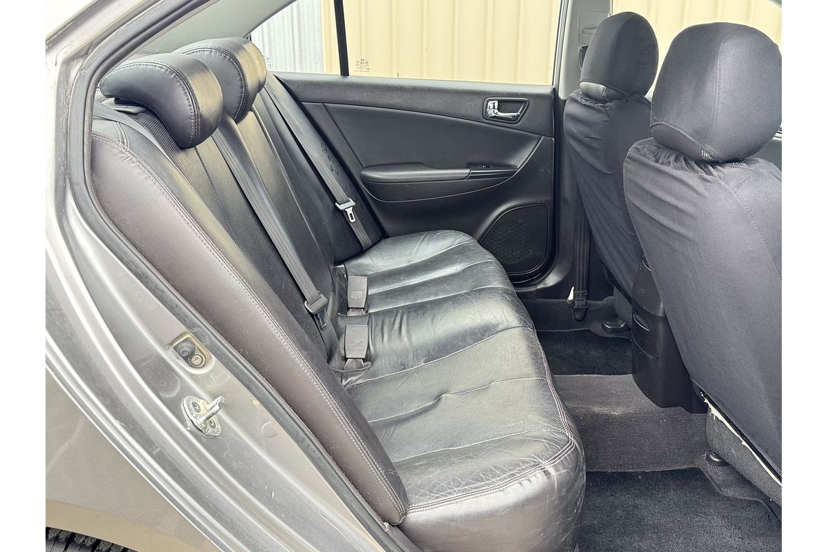 2010 Hyundai Sonata 2.0 CRDI ELITE 4D A4