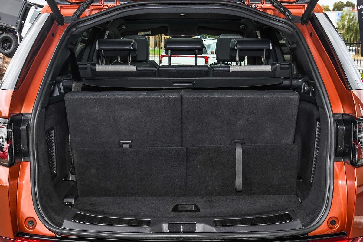 2020 Land Rover Discovery Sport P250 R-Dynamic SE L550