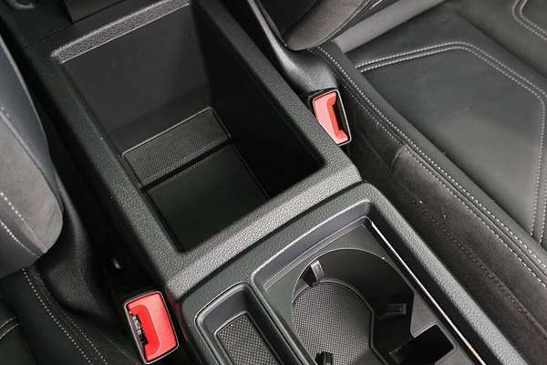 2020 Audi Q3 40 TFSI S line F3