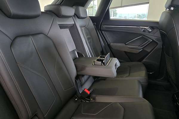 2020 Audi Q3 40 TFSI S line F3