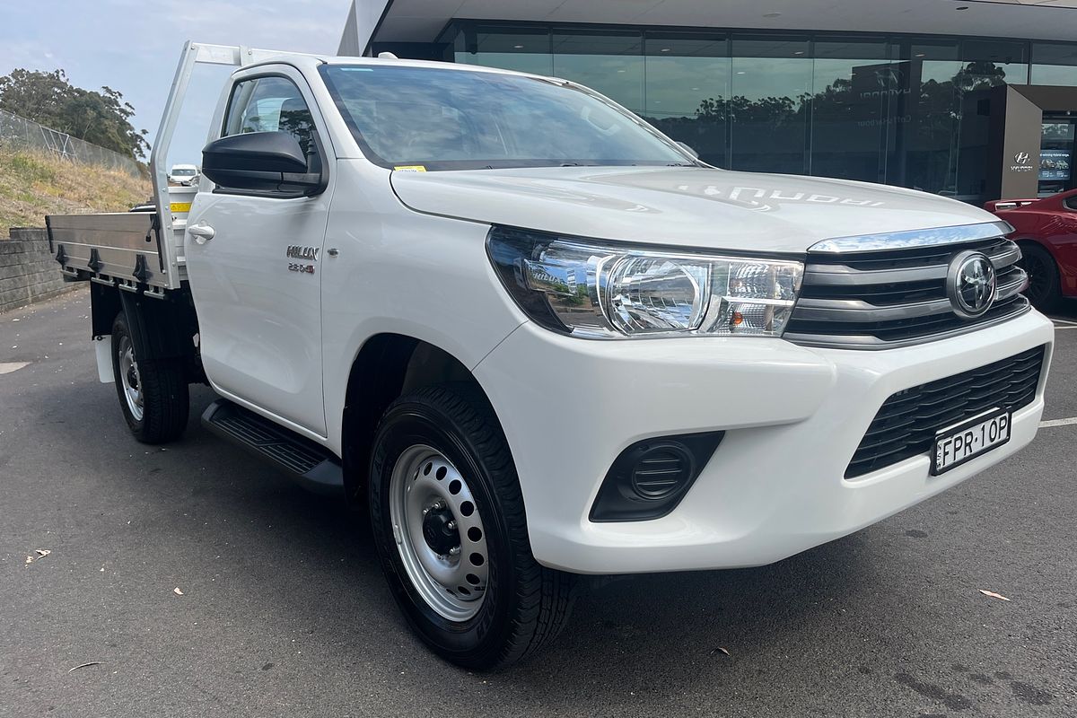 2024 Toyota Hilux SR GUN126R 4X4