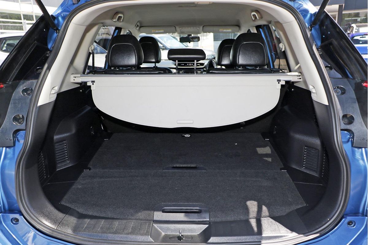 2022 Nissan X-TRAIL ST-L T32