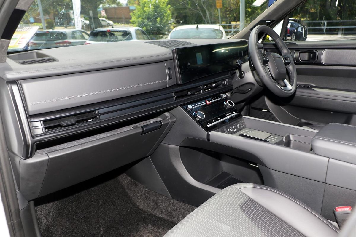 2025 Hyundai Santa Fe Calligraphy MX5.V1