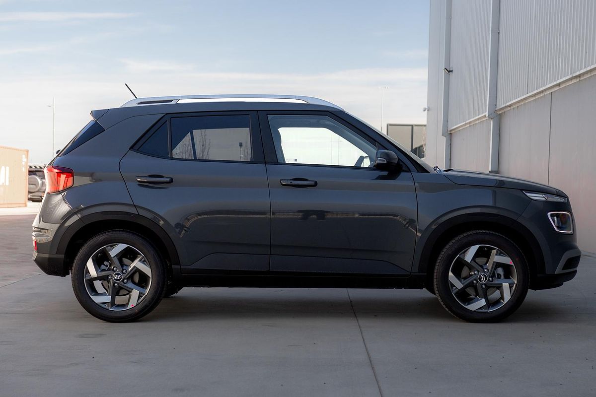 2025 Hyundai Venue Elite QX.V5