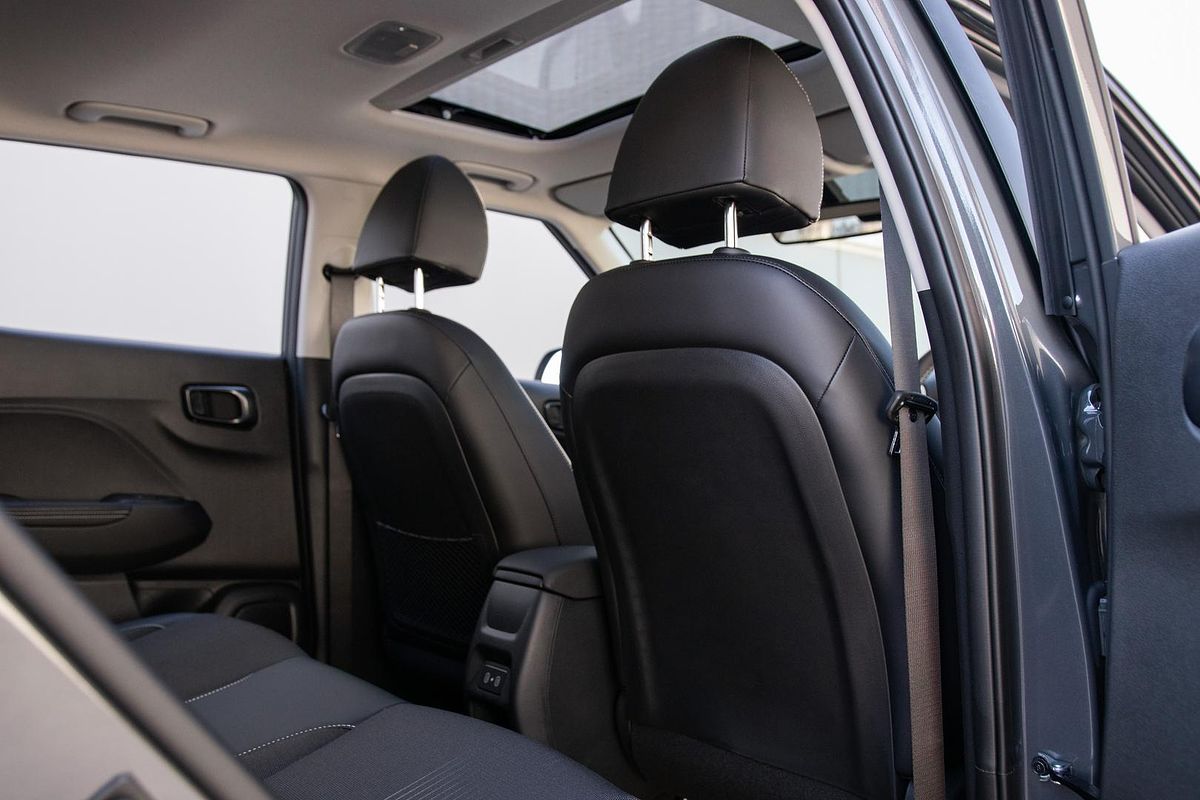 2025 Hyundai Venue Elite QX.V5