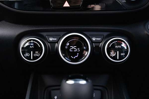 2025 Hyundai Venue Elite QX.V5
