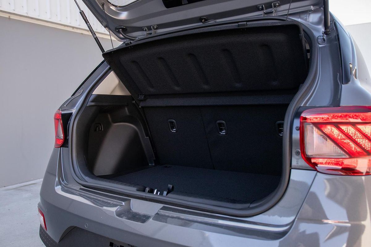 2025 Hyundai Venue Elite QX.V5