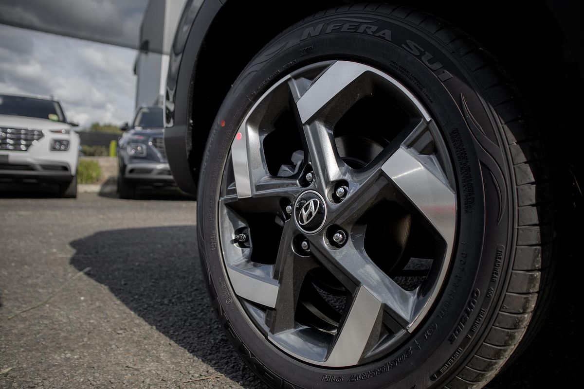 2025 Hyundai Venue Elite QX.V5