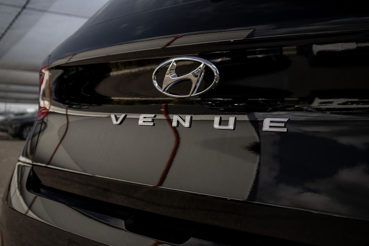 2025 Hyundai Venue Elite QX.V5