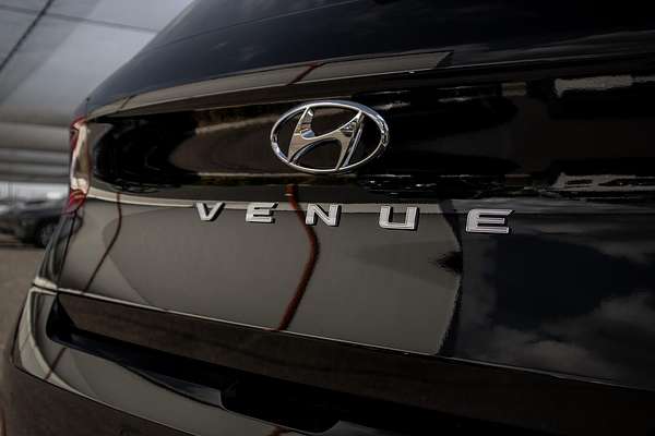 2025 Hyundai Venue Elite QX.V5
