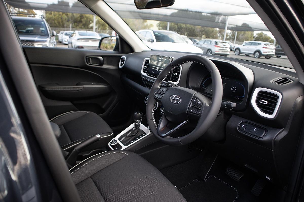 2025 Hyundai Venue Elite QX.V5