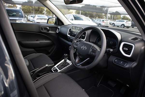 2025 Hyundai Venue Elite QX.V5