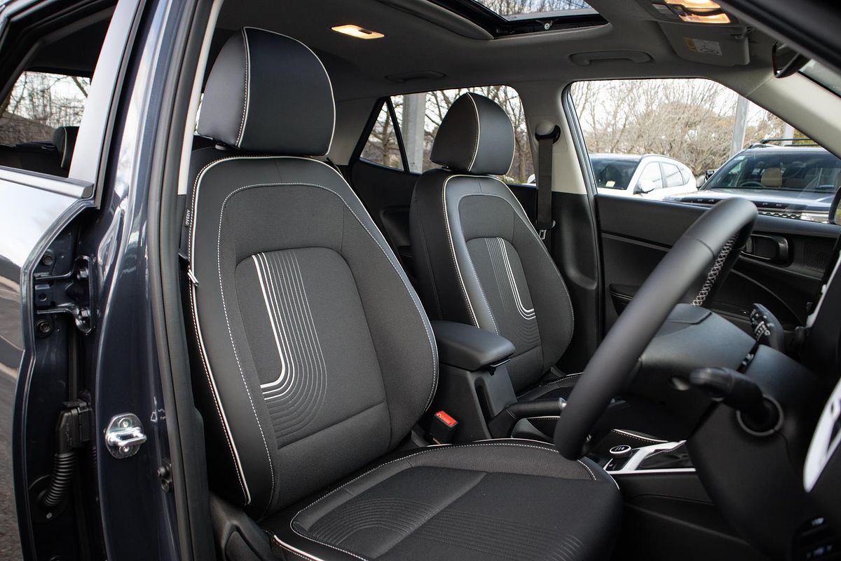 2025 Hyundai Venue Elite QX.V5