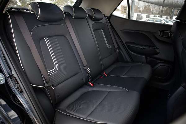 2025 Hyundai Venue Elite QX.V5