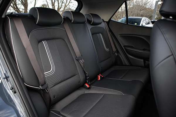 2025 Hyundai Venue Elite QX.V5