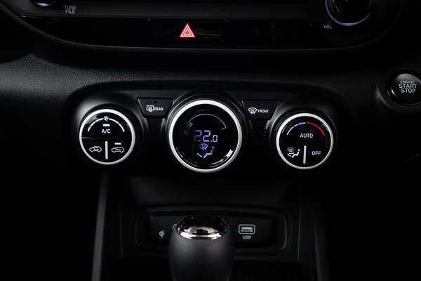 2025 Hyundai Venue Elite QX.V5