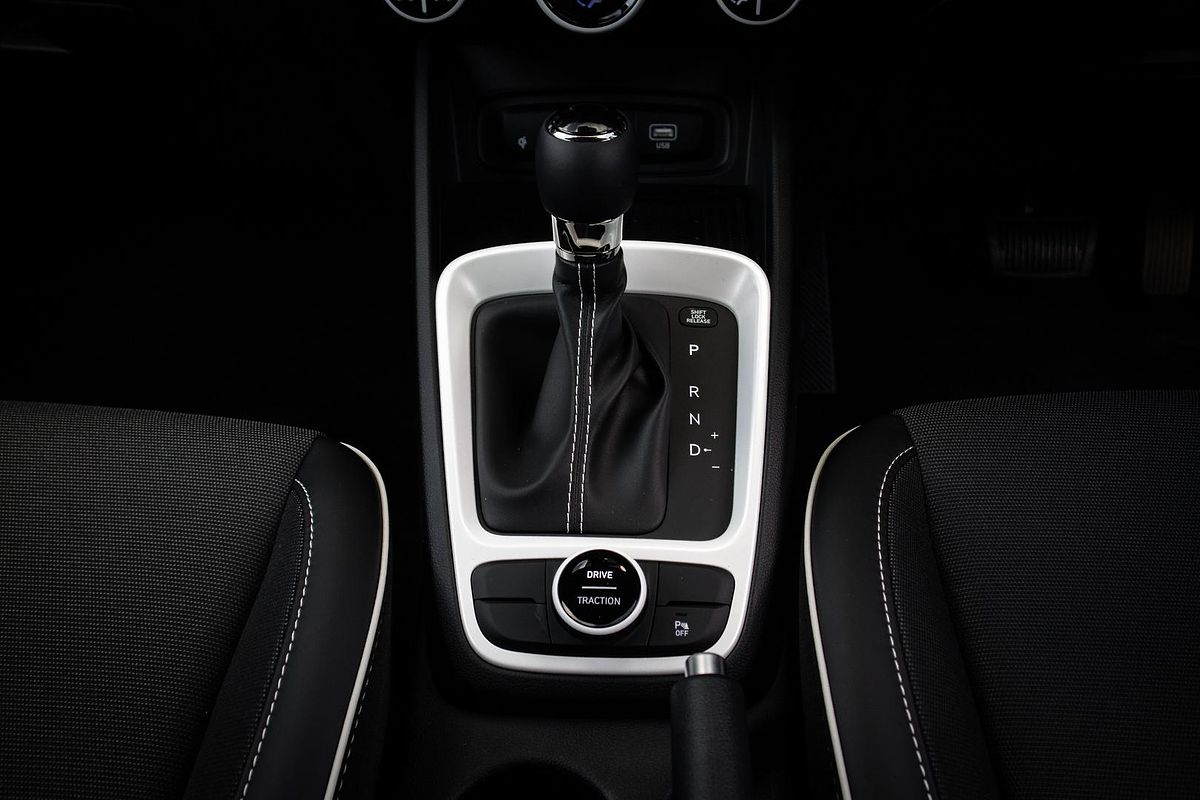 2025 Hyundai Venue Elite QX.V5