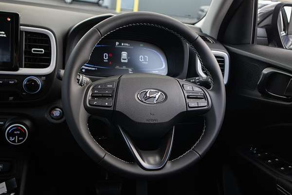 2025 Hyundai Venue Elite QX.V5