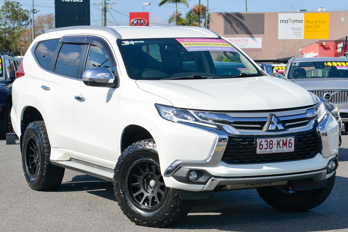2017 Mitsubishi Pajero Sport GLS QE