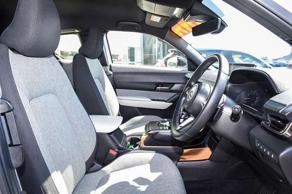 2023 Mazda MX-30 G20e Evolve DR Series