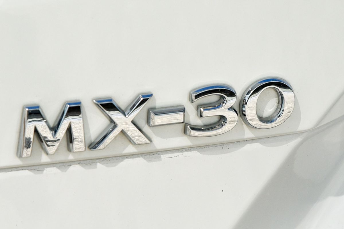 2023 Mazda MX-30 G20e Evolve DR Series