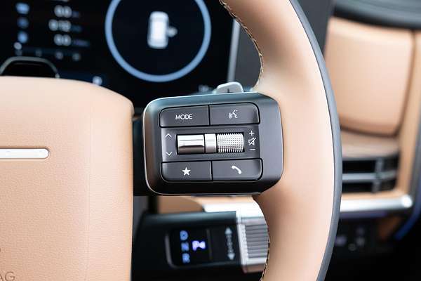 2025 Hyundai Santa Fe Hybrid Calligraphy MX5.V2