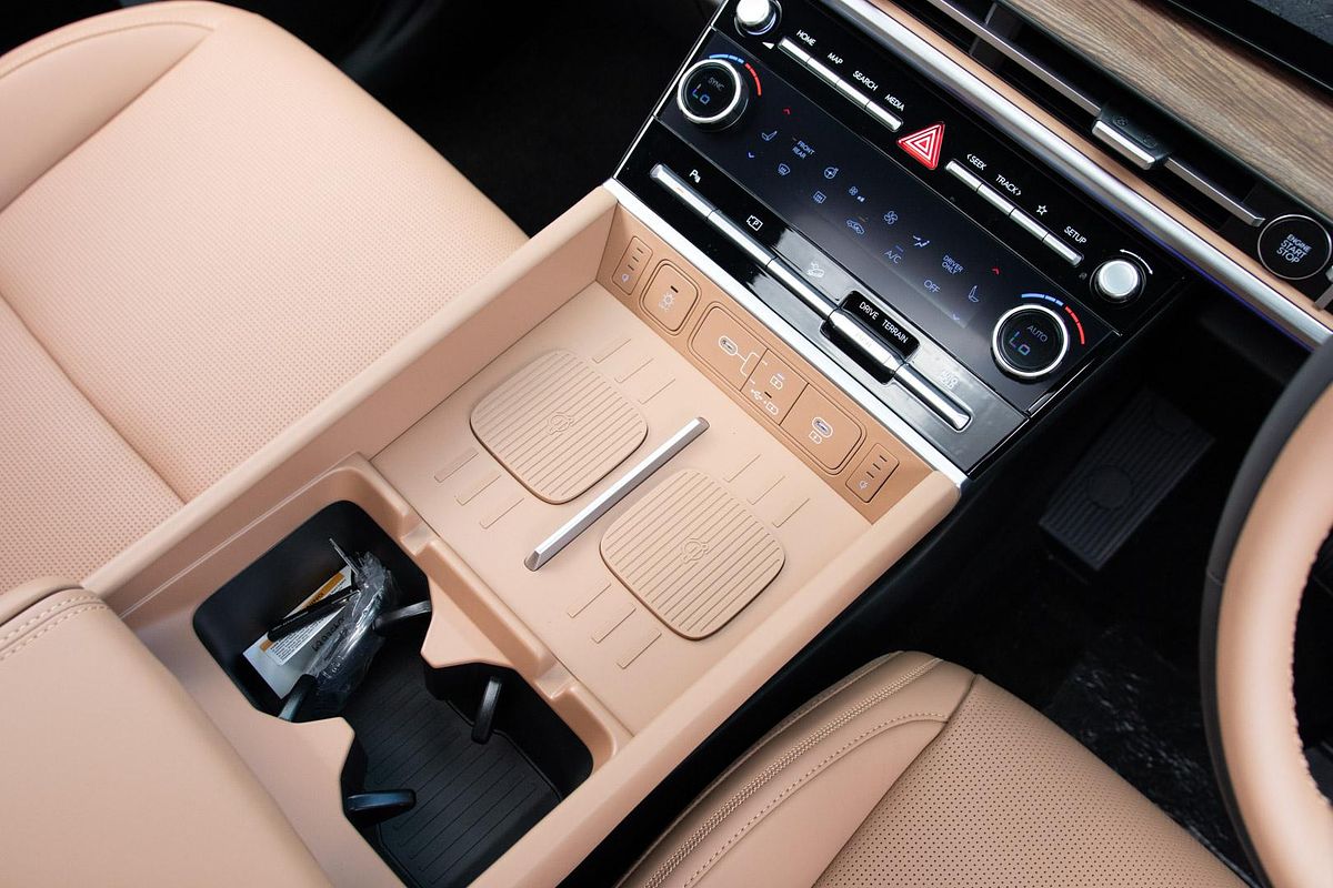 2025 Hyundai Santa Fe Hybrid Calligraphy MX5.V2