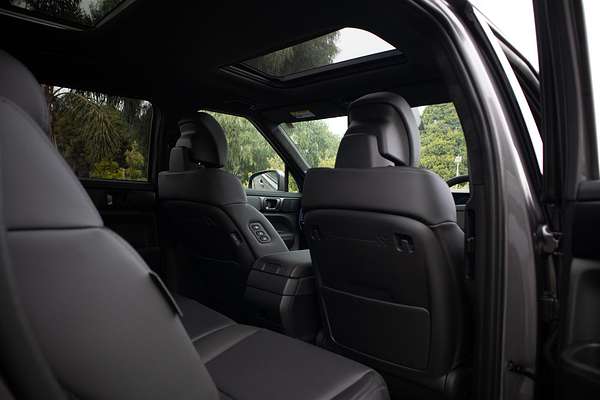 2025 Hyundai Santa Fe Hybrid Calligraphy MX5.V2