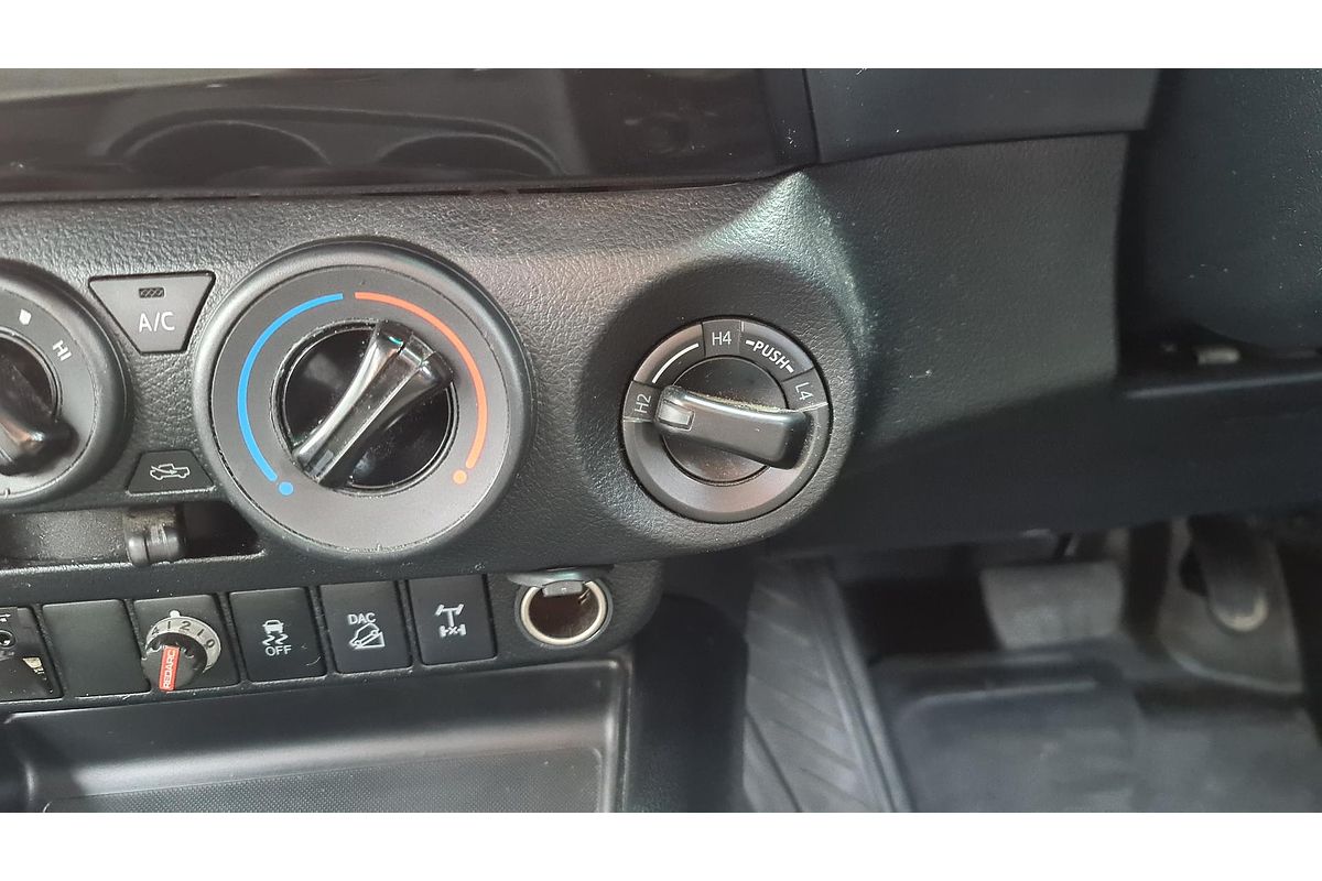 2019 Toyota Hilux SR GUN126R 4X4