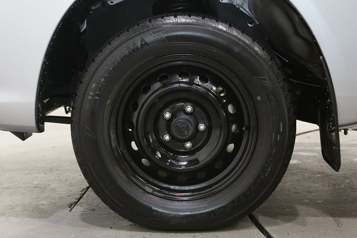 2022 Toyota Hilux Workmate TGN121R Rear Wheel Drive