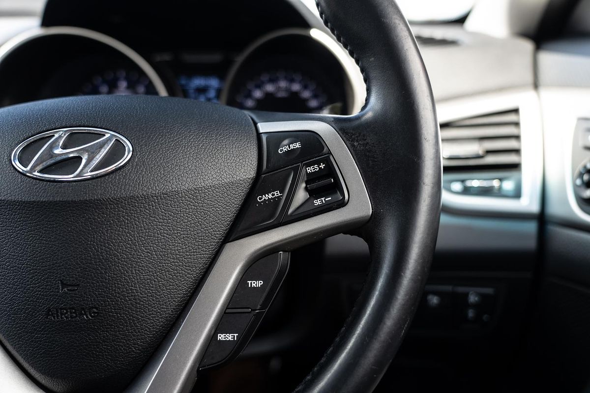 2013 Hyundai Veloster + FS2