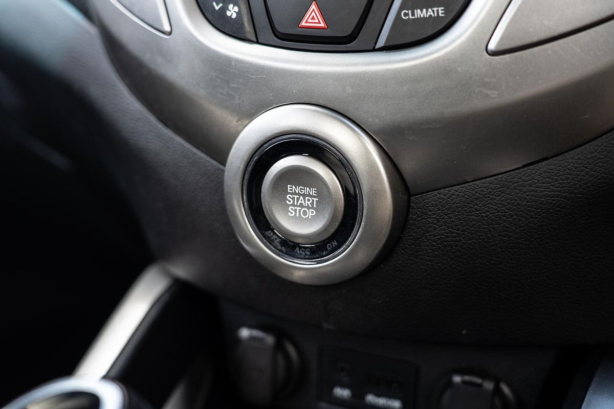 2013 Hyundai Veloster + FS2