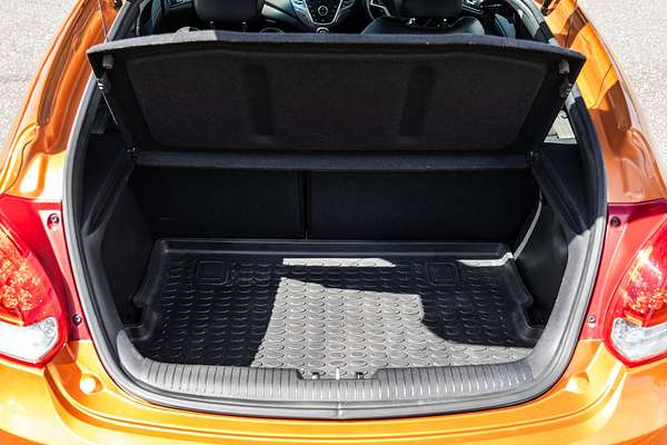 2013 Hyundai Veloster + FS2