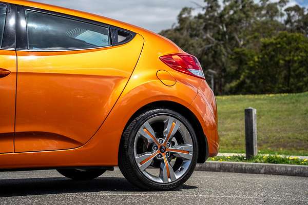 2013 Hyundai Veloster + FS2