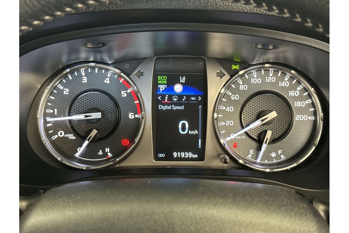2020 Toyota Hilux SR5 GUN126R 4X4