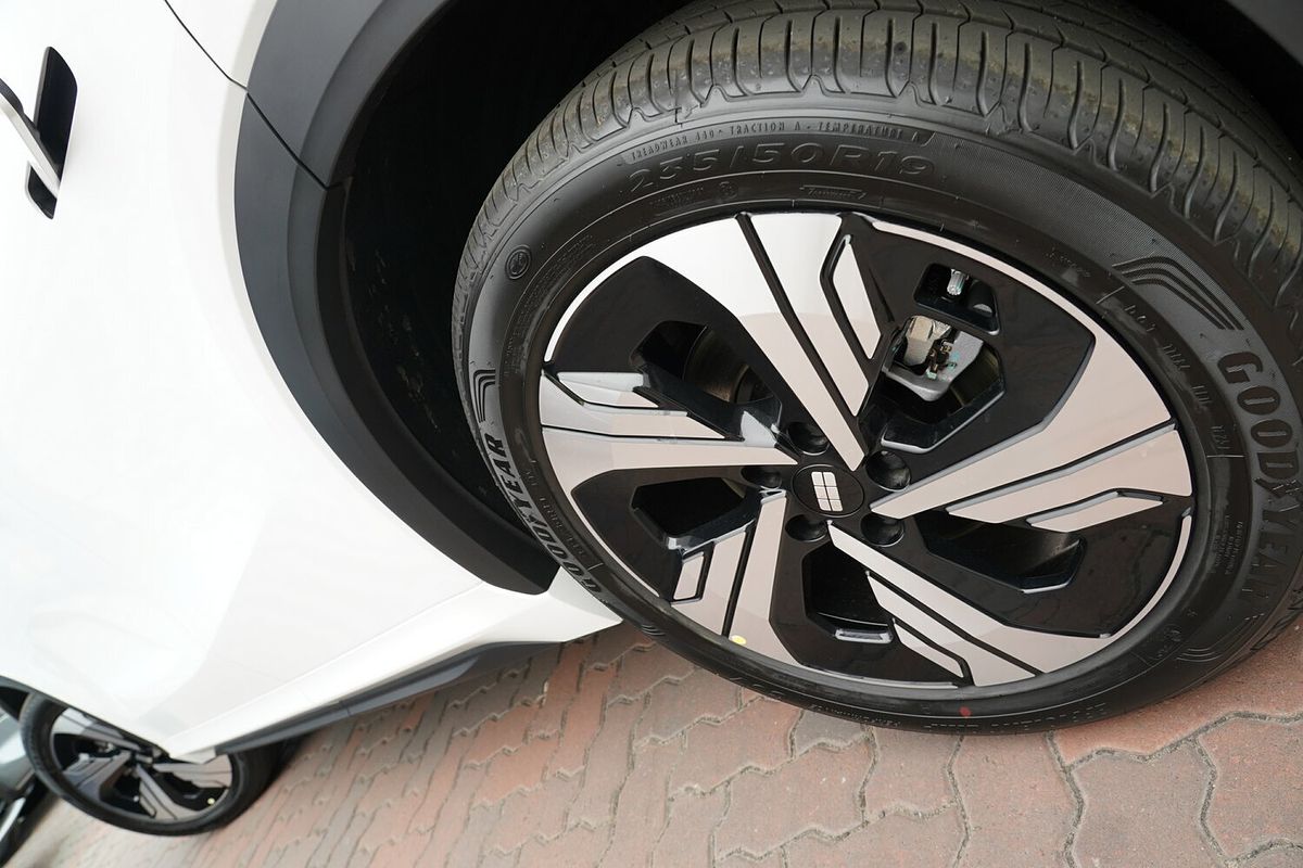 2025 Geely EX5 Inspire E245