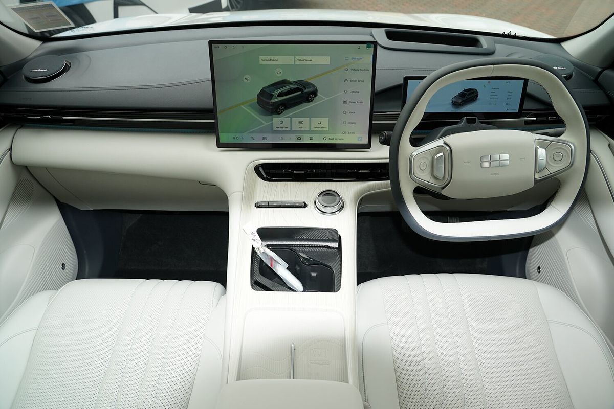 2025 Geely EX5 Inspire E245