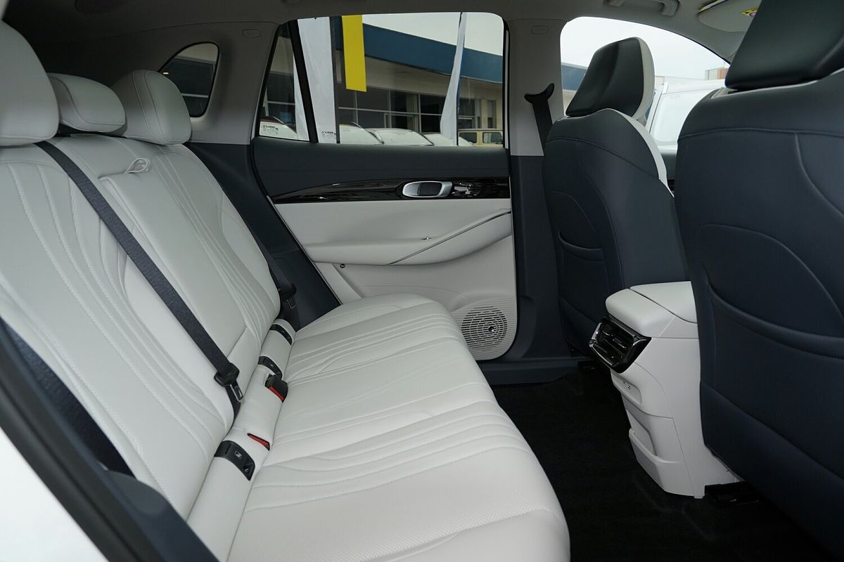 2025 Geely EX5 Inspire E245