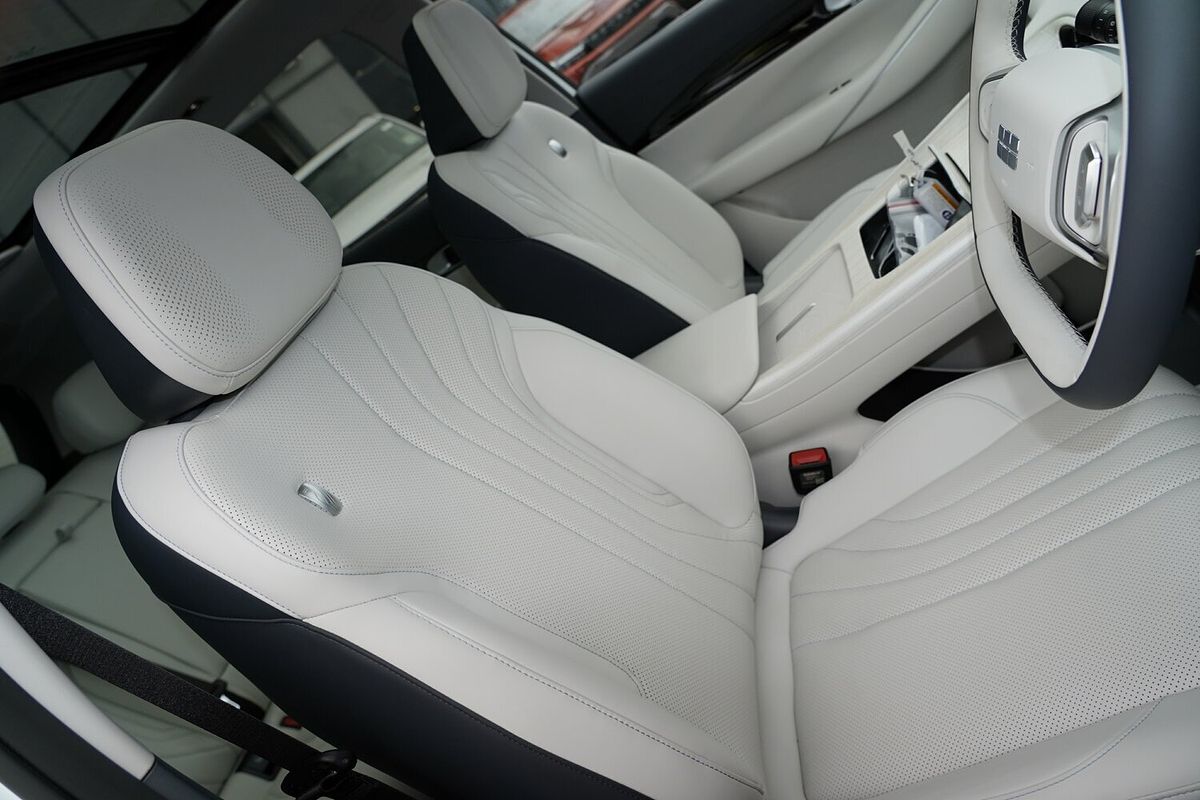 2025 Geely EX5 Inspire E245