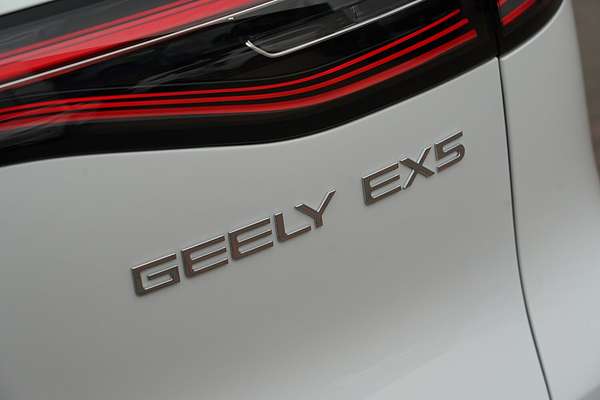 2025 Geely EX5 Inspire E245