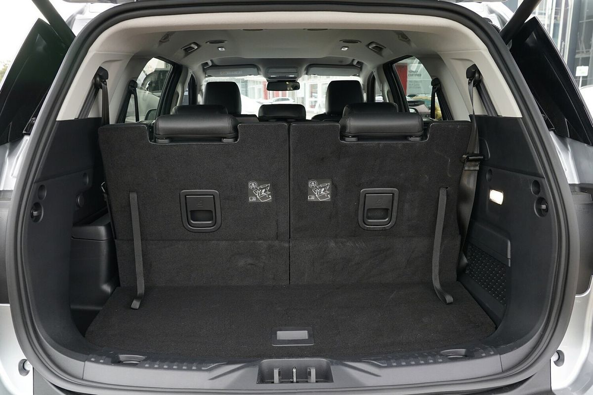 2025 Ford Everest Trend 2.0L