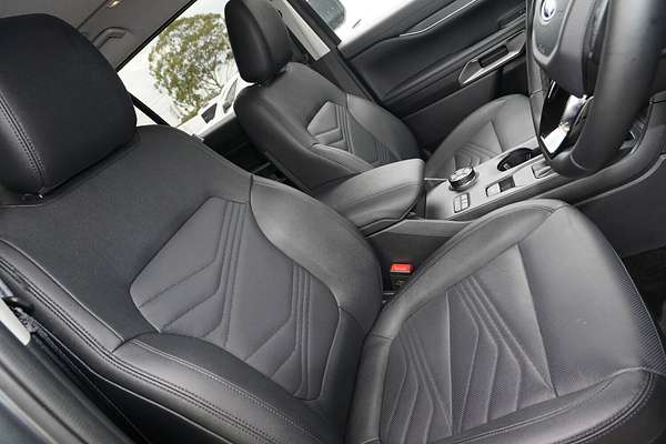 2025 Ford Everest Trend 2.0L