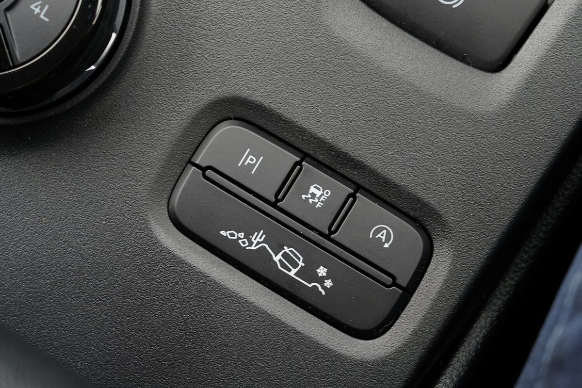 2025 Ford Everest Trend 2.0L