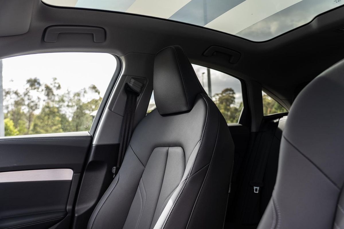 2025 Audi A5 TFSI 150kW S line B10