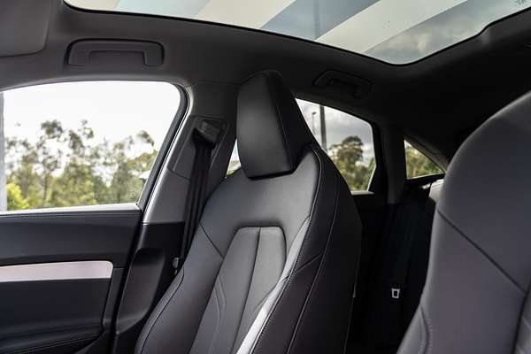 2025 Audi A5 TFSI 150kW S line B10